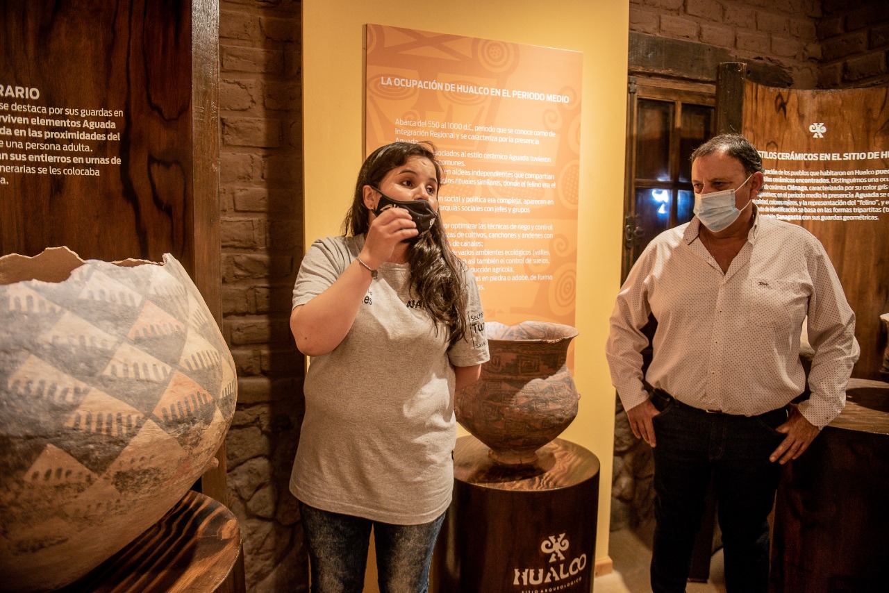 Quintela inauguró el Centro de Atención Turística y Sitio Arqueológico de Hualco  - foto  3