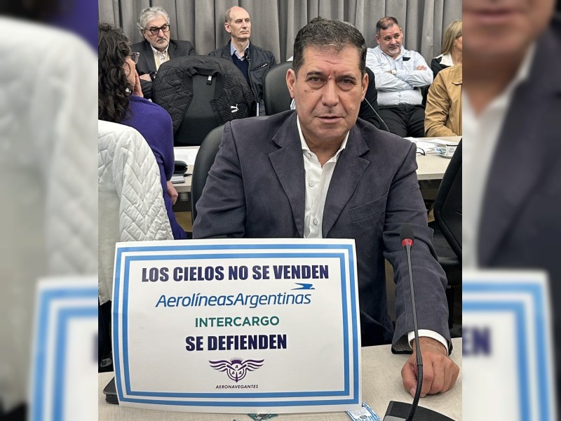 Diputados comenzó a debatir la privatización de Aerolíneas Argentinas - foto  1